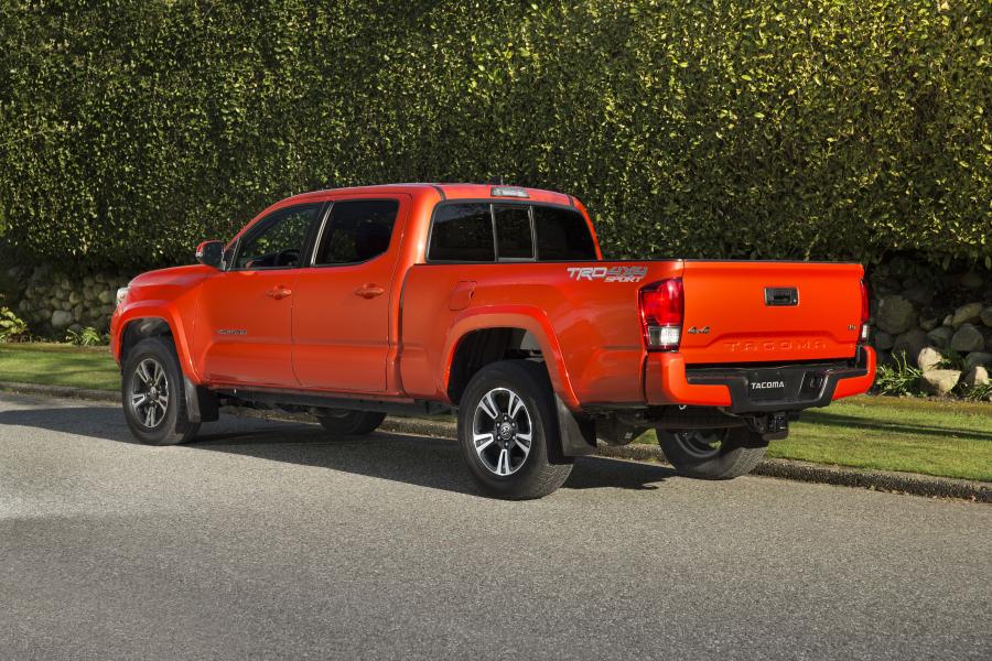  Toyota Tacoma TRD Sport Double Cab 2015 года  (NA) (фото 33 из 40)
